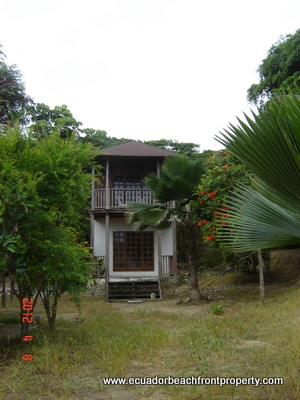 waterfront real estate in Ecuador
